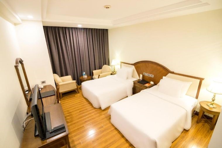 Phòng Superior Twin Hướng Đồi